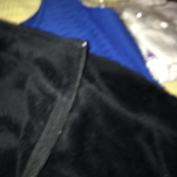 Black Cuddly Jacket - Picture 4 of 4